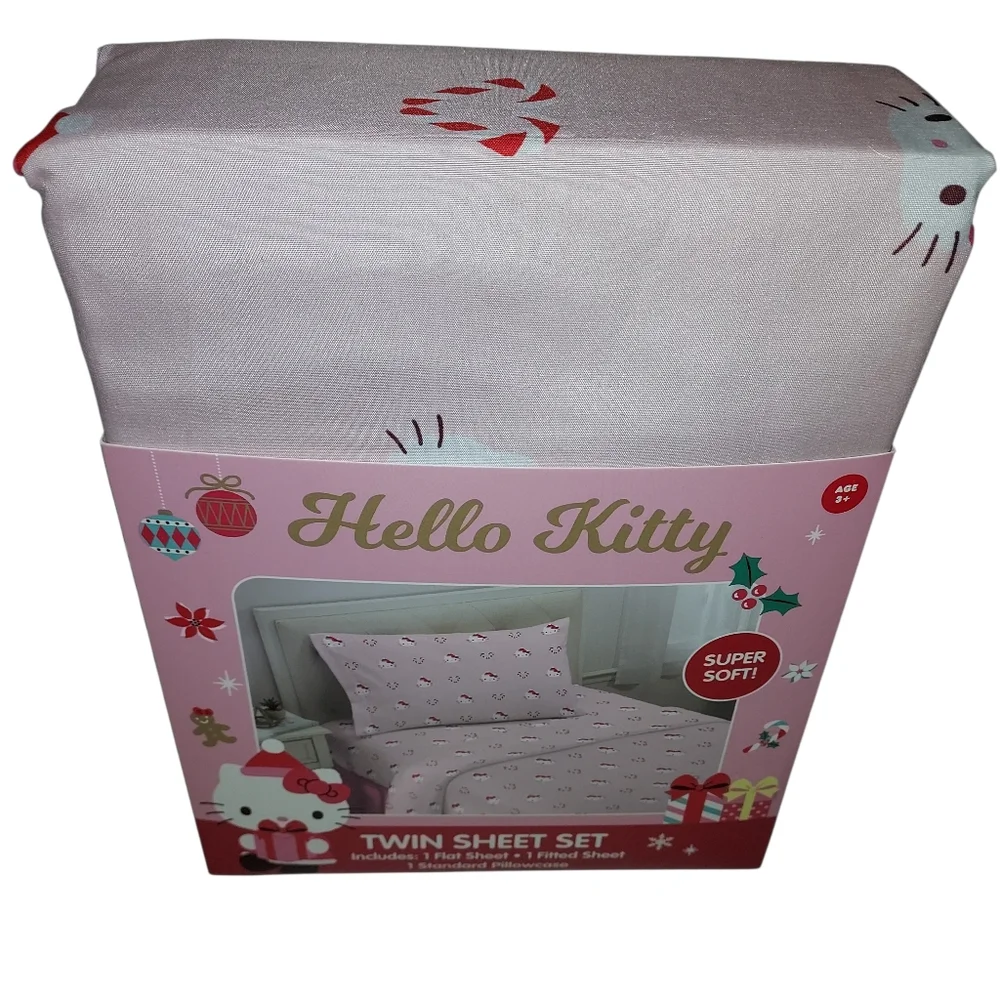 Brand New Sanrio Hello Kitty Twin Size Bed Sheet Set (3-Piece) Christmas Theme
